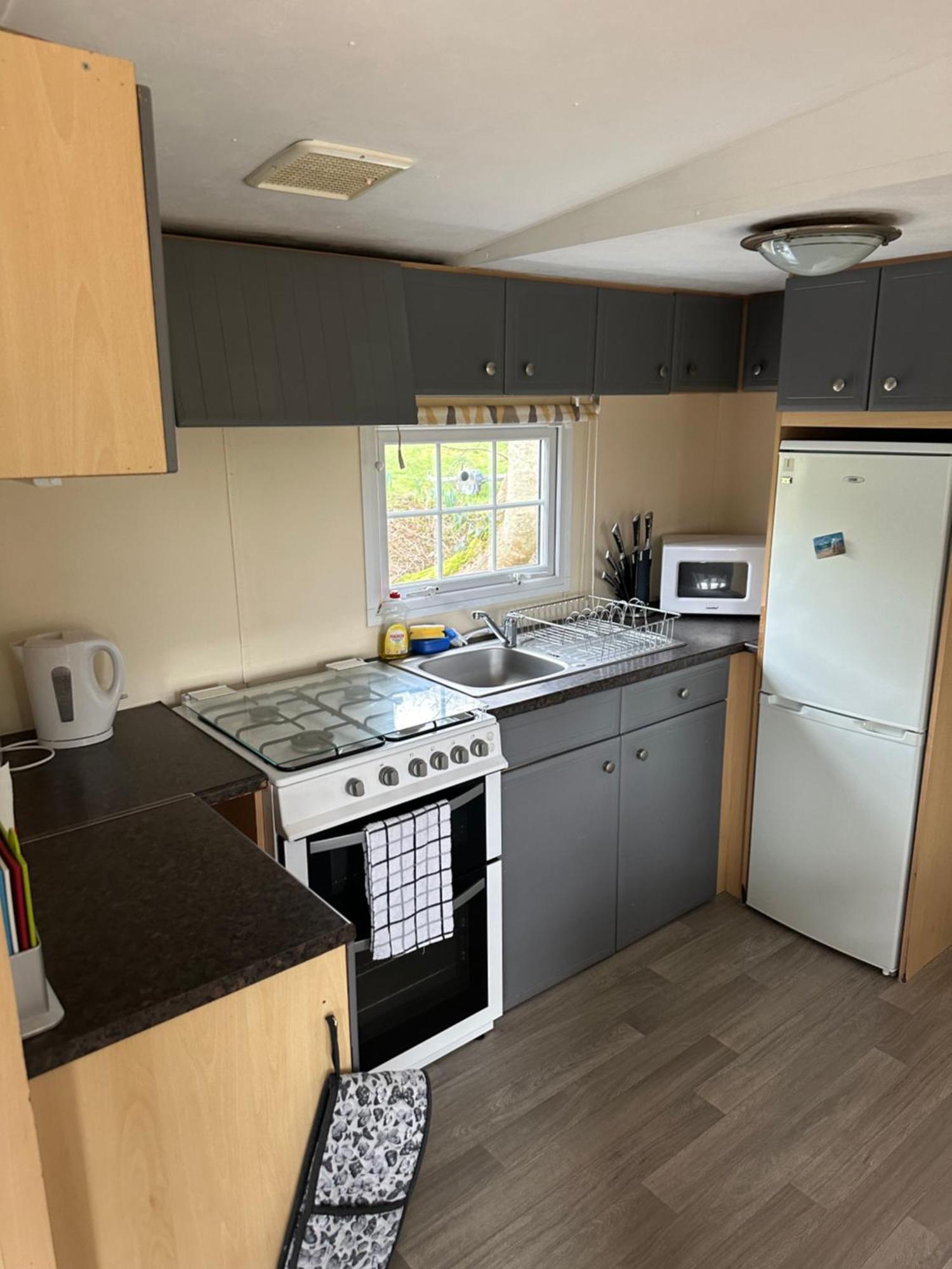Static Mobile Home Set In Our 20 Acres Of Farmland Horspath Exteriör bild